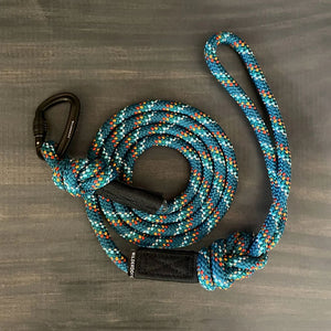 Wilderdog Small Carabiner Rope Leash Pacific Blue Reflective - Wanderer's Outpost